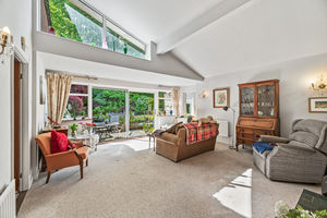 Lounge- click for photo gallery